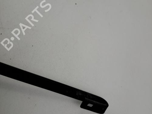 Used Rear windshield wiper arm Rear windshield wiper arm 37392172 37392172