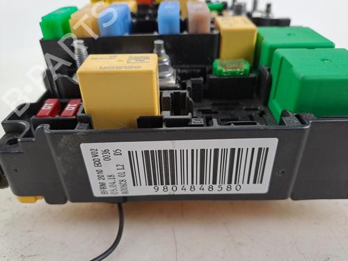 Used Fuse box Fuse box 37393328 37393328