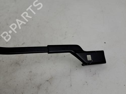 Used Front windshield wiper arm Front windshield wiper arm 37393886 37393886