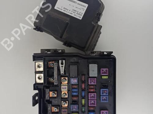 Fuse box HONDA CR-V II (RD_) | BP37380975E1 - Image 2
