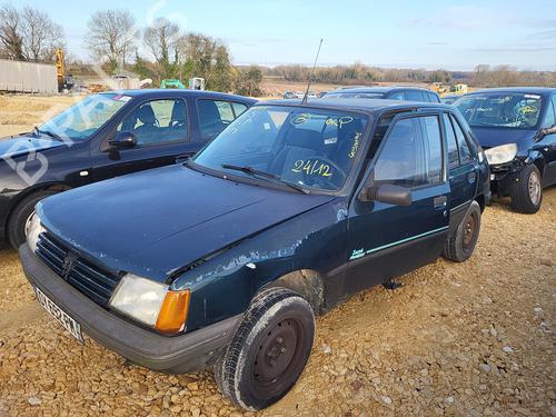 Used Parts PEUGEOT 205 II (20A/C) 1.7 Diesel 4813094