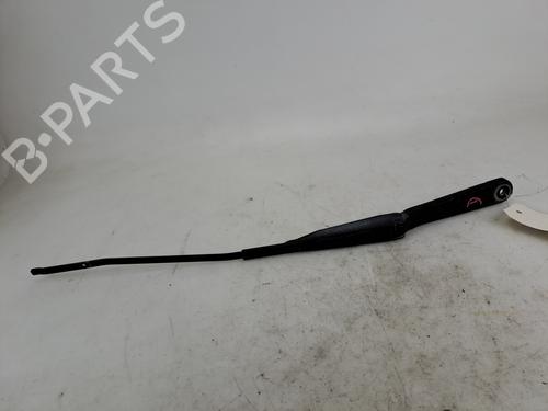 Used Front windshield wiper arm Front windshield wiper arm 37394107 37394107