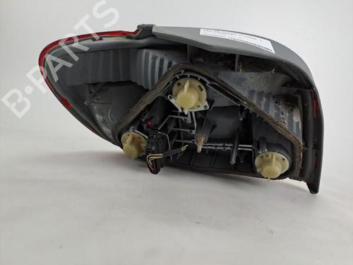 Højre baglygte Højre baglygte TOYOTA YARIS (_P1_) 1.3 (SCP12_, SCP13_, SCP12R, SCP13R) (87 hp) 37386864 37386864
