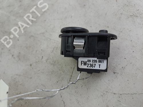 Comando specchietti Comando specchietti OPEL MERIVA A MPV (X03) 1.7 CDTI (E75) (100 hp) 37394933 37394933