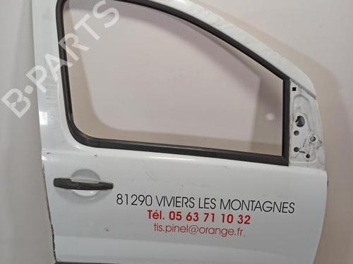 Used Right front door Right front door 37379448 37379448