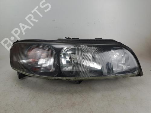 Right headlight VOLVO S60 I (384) 2.4 | BP37383559C29 - Image 2