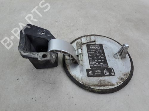 fuel-flap-opel-corsa-d-s07-2006-2007-2008-2009-2010-2011-2012-2013-2014-2015-37388587 main image
