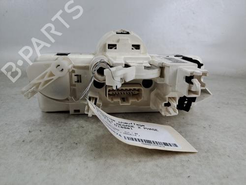 Used Climate control Climate control 37385602 37385602