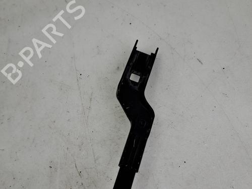 Used Front windshield wiper arm Front windshield wiper arm 37396281 37396281