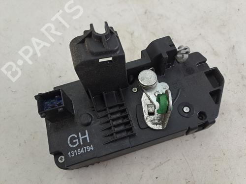 Højre bagtil lås Højre bagtil lås OPEL MERIVA A MPV (X03) 1.7 CDTI (E75) (100 hp) 37394940 37394940