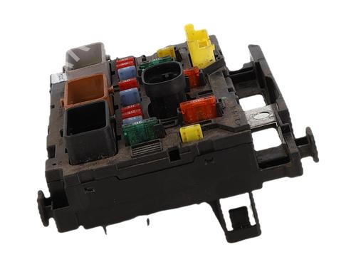 Fuse box PEUGEOT 307 Break (3E) 1.6 HDi 110 | BP40452670E1 - Image 3