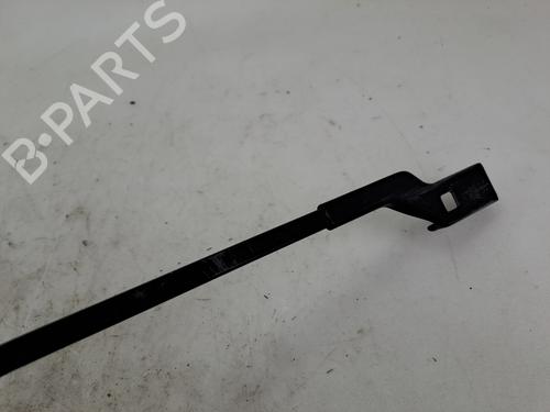 front-windshield-wiper-arm-peugeot-2008-i-cu_-2013-37393956 main image