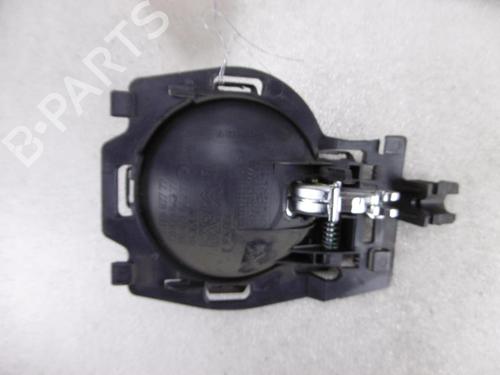 Used Rear right interior door handle Rear right interior door handle 37377258 37377258