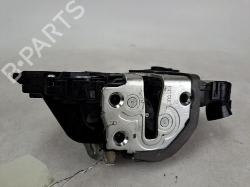 Højre fortil lås Højre fortil lås TOYOTA YARIS (_P9_) 1.4 D-4D (NLP90_, NLP90R) (90 hp) 37387419 37387419