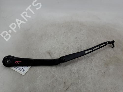 Used Front windshield wiper arm Front windshield wiper arm 37388447 37388447