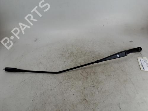 Used Front windshield wiper arm Front windshield wiper arm 37383463 37383463