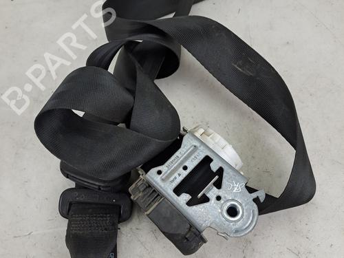 front-right-seatbelt-renault-trafic-iii-van-fg_-2014-37396285 main image