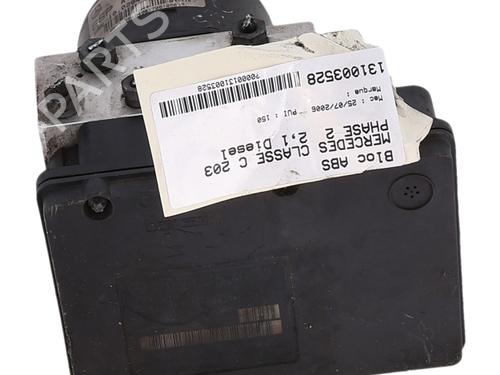 Used ABS pump ABS pump MERCEDES-BENZ C-CLASS (W203) C 220 CDI (203.008) (150 hp) 40448983 40448983
