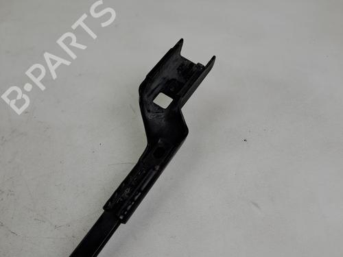 Used Front windshield wiper arm Front windshield wiper arm 37398197 37398197