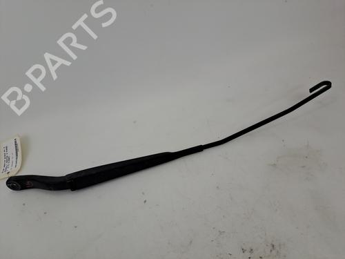 Used Front windshield wiper arm Front windshield wiper arm 37392575 37392575