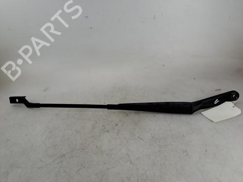 Used Front windshield wiper arm Front windshield wiper arm 37383630 37383630