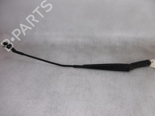 Used Front windshield wiper arm Front windshield wiper arm 37377770 37377770