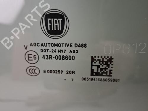 Dør rude ventre bagtil Dør rude ventre bagtil FIAT 500X (334_) 1.6 D Multijet (334AXA1B, 334AXA11) (120 hp) 37392870 37392870