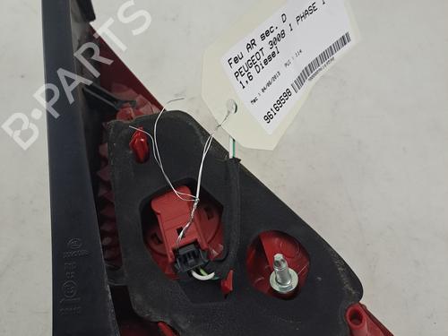 Used Right tailgate light Right tailgate light 37390641 37390641