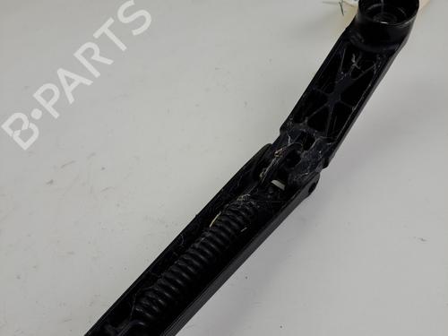 Used Front windshield wiper arm Front windshield wiper arm 37397082 37397082