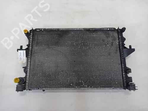 Used Water radiator Water radiator 37379858 37379858