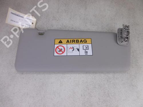 Used Right sun visor Right sun visor 37747017 37747017