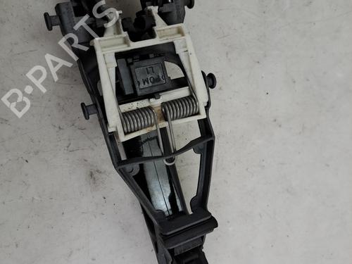front-left-exterior-door-handle-vw-golf-v-1k1-2003-2004-2005-2006-2007-2008-2009-2010-37395474 main image