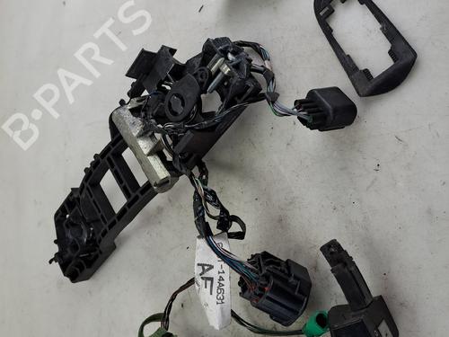 front-left-exterior-door-handle-ford-mondeo-iv-turnier-ba7-2007-2008-2009-2010-2011-2012-2013-2014-2015-37398889 main image