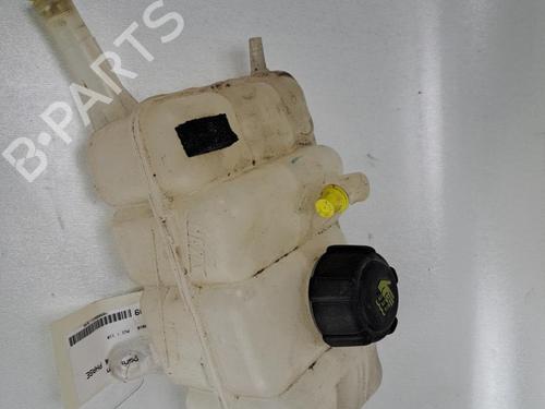 expansion-tank-renault-megane-iv-hatchback-b9amn_-2015-37383702 main image