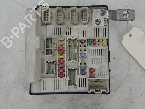 Used Fuse box Fuse box 37389331 37389331