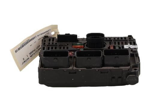 Used Fuse box Fuse box PEUGEOT 407 (6D_) 2.0 HDi 135 (6DRHRH, 6DRHRE, 6DRHRG, 6DRHRJ) (136 hp) 40452627 40452627