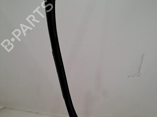 Used Front bumper reinforcement Front bumper reinforcement 37397609 37397609