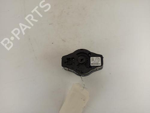 Forlygtekontakt Forlygtekontakt AUDI A4 B8 (8K2) 2.0 TDI (120 hp) 37381820 37381820
