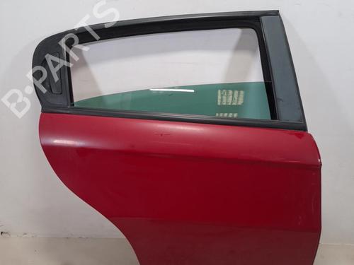 Dør højre bagtil Dør højre bagtil ALFA ROMEO 147 (937_) 1.9 JTDM 8V (937.AXD1A, 937.AXU1A, 937.BXU1A) (120 hp) 37383545 37383545