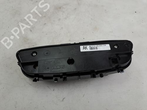 Used Climate control Climate control 37398386 37398386