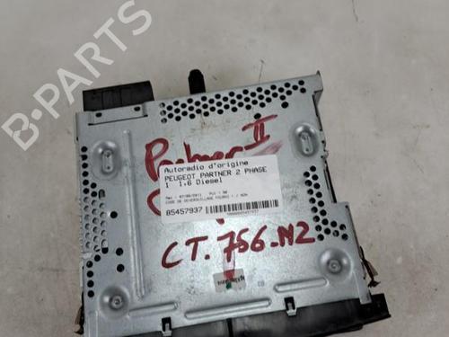 Used Radio Radio 37387683 37387683