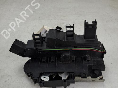 Cerradura puerta delantera izquierda Cerradura puerta delantera izquierda FIAT CROMA (194_) 1.9 D Multijet (194AXB1B) (120 hp) 37384937 37384937