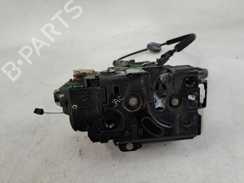 Vergrendeling links achter Vergrendeling links achter VW PASSAT B5.5 Variant (3B6) 1.9 TDI (130 hp) 37397672 37397672