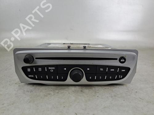radio-renault-megane-iii-hatchback-bz01_-b3_-2008-37385400 main image