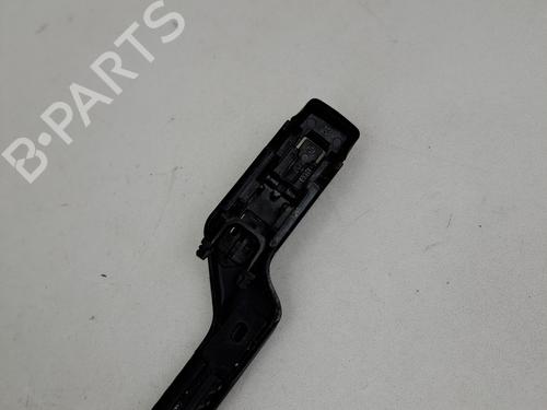 front-windshield-wiper-arm-volvo-xc60-i-suv-156-2008-2009-2010-2011-2012-2013-2014-2015-2016-2017-2018-37390771 main image