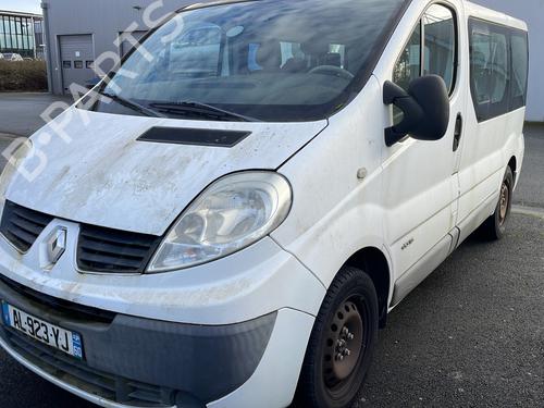 Brugte RENAULT TRAFIC II Bus (JL) 4813069