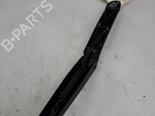 Used Front windshield wiper arm Front windshield wiper arm 37396508 37396508