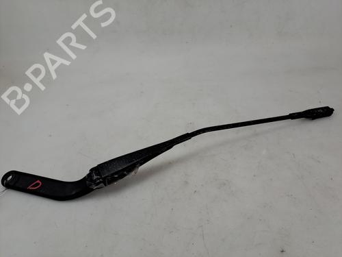 Used Front windshield wiper arm Front windshield wiper arm 37390970 37390970