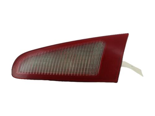 Used Right tailgate light Right tailgate light ALFA ROMEO 147 (937_) 1.9 JTDM 8V (937.AXD1A, 937.AXU1A, 937.BXU1A) (120 hp) 40515572 40515572