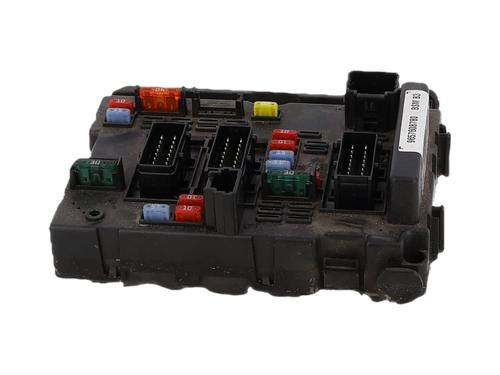 Used Fuse box Fuse box PEUGEOT 206 Hatchback (2A/C) 1.4 HDi eco 70 (68 hp) 40452637 40452637